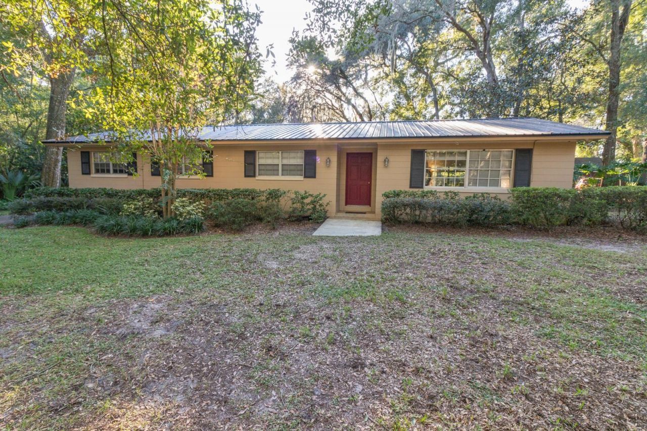 560 N Lake Pleasant Road, Apopka, FL 32712 Photo