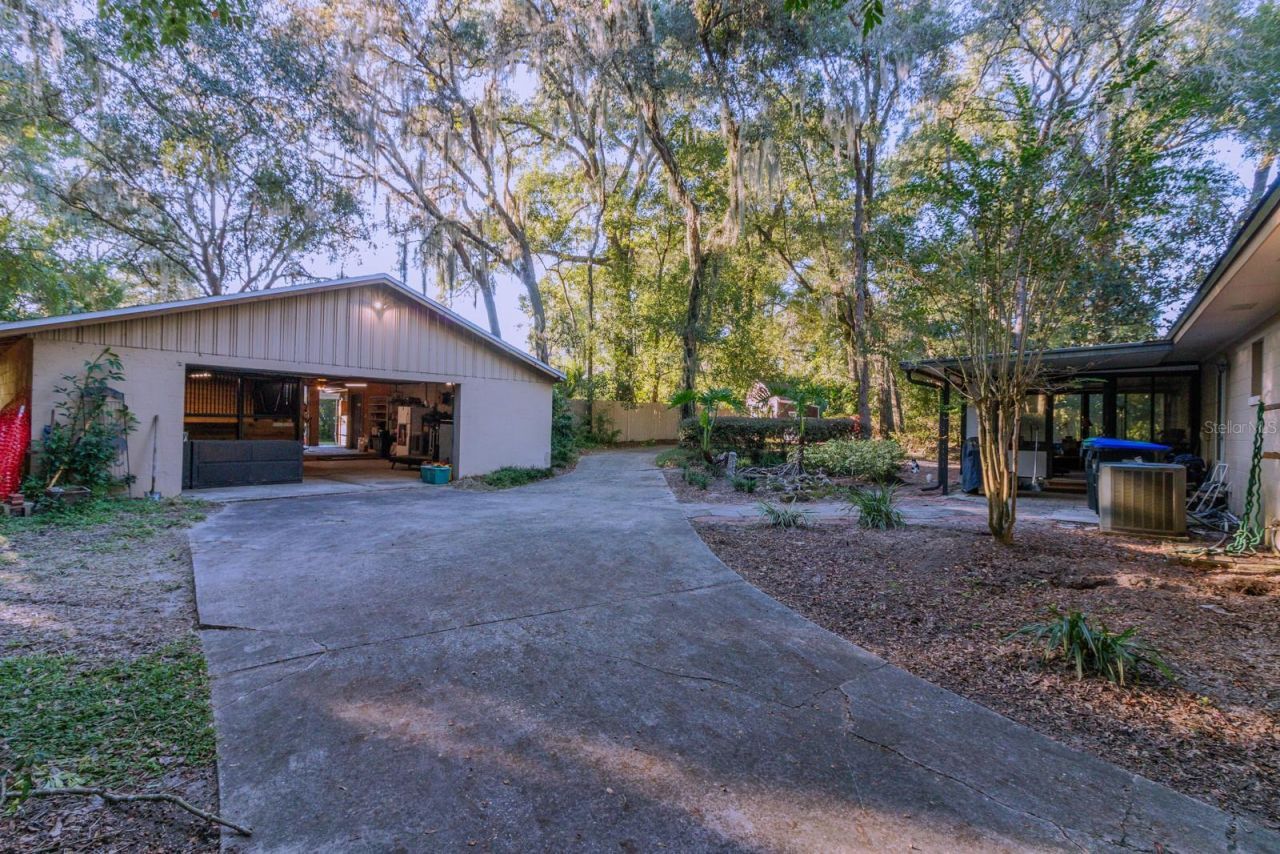 560 N Lake Pleasant Road, Apopka, FL 32712 Photo