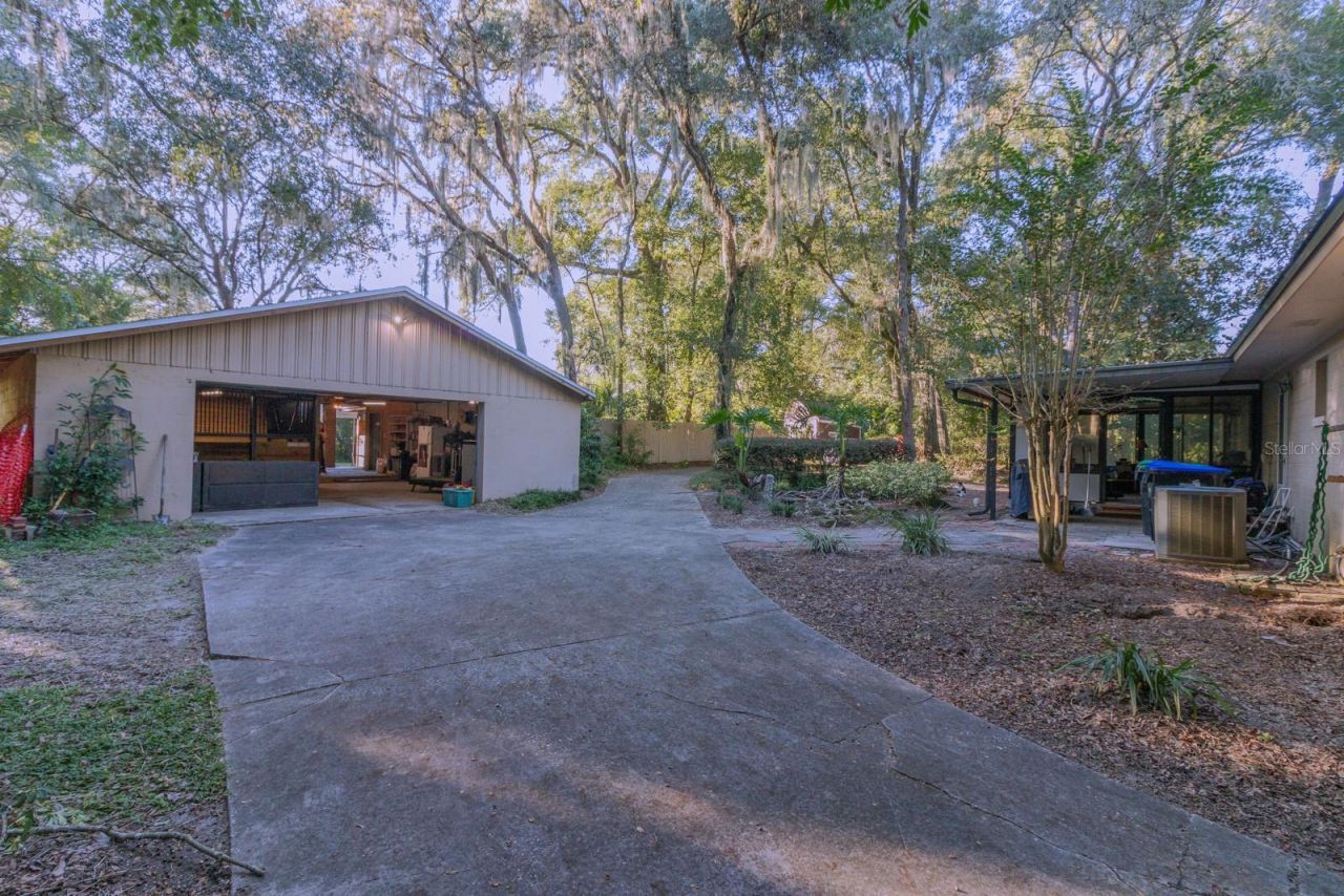 560 N Lake Pleasant Road, Apopka, FL 32712 Photo