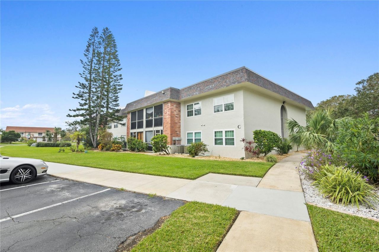 3800 Saxon Drive, Unit C52, New Smyrna Beach, FL 32169 Photo