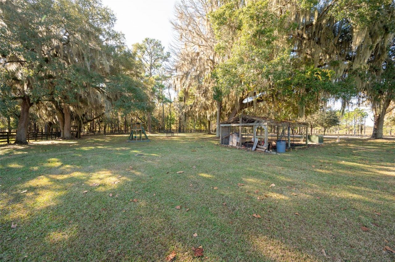 11715 NW 90th Avenue, Reddick, FL 32686 Photo