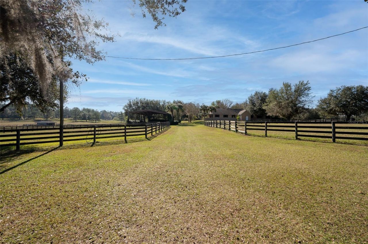 11715 NW 90th Avenue, Reddick, FL 32686 Photo