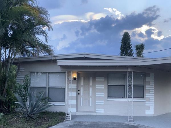 1014 N SOLANDRA DRIVE, ORLANDO, FL 32807