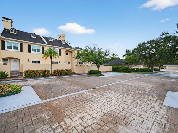 13734 MARSEILLES COURT, CLEARWATER, FL 33762