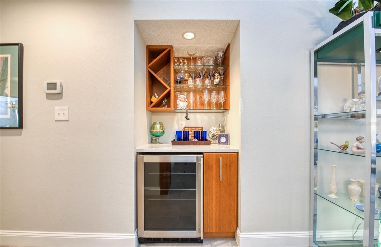 1304 Pasadena Avenue S, Unit 3, South Pasadena, FL 33707 Photo