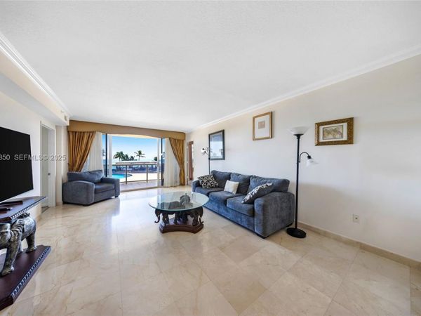 17555 Collins Ave, Unit 303, Sunny Isles Beach, FL 33160