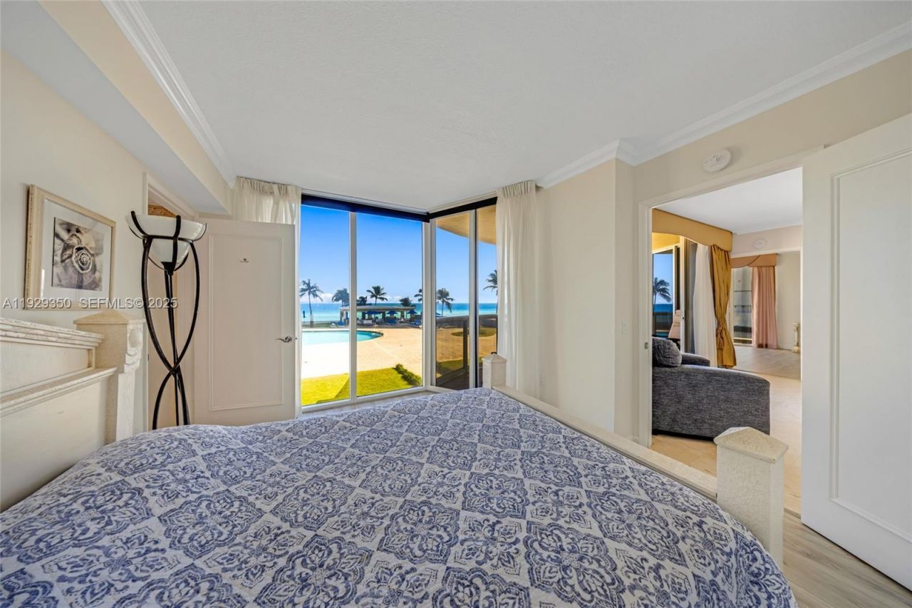 17555 Collins Ave, Unit 303, Sunny Isles Beach, FL 33160 Photo