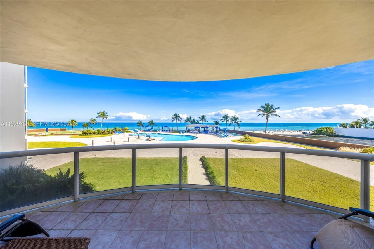 17555 Collins Ave, Unit 303, Sunny Isles Beach, FL 33160 Photo