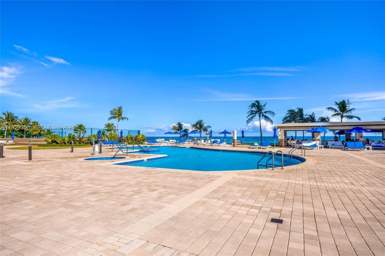 17555 Collins Ave, Unit 303, Sunny Isles Beach, FL 33160 Photo