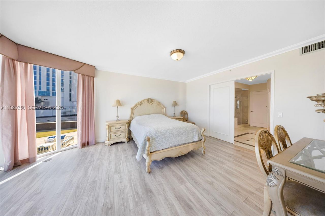 17555 Collins Ave, Unit 303, Sunny Isles Beach, FL 33160 Photo