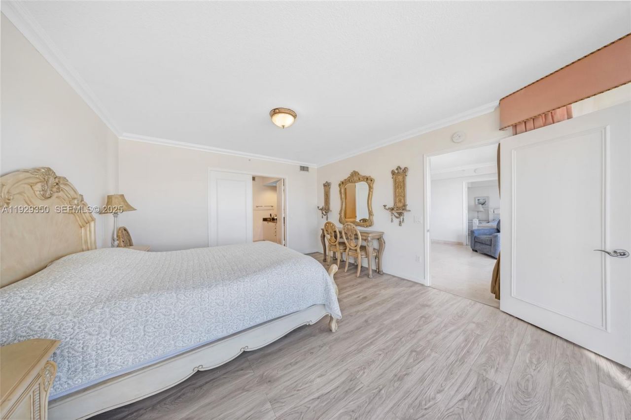 17555 Collins Ave, Unit 303, Sunny Isles Beach, FL 33160 Photo