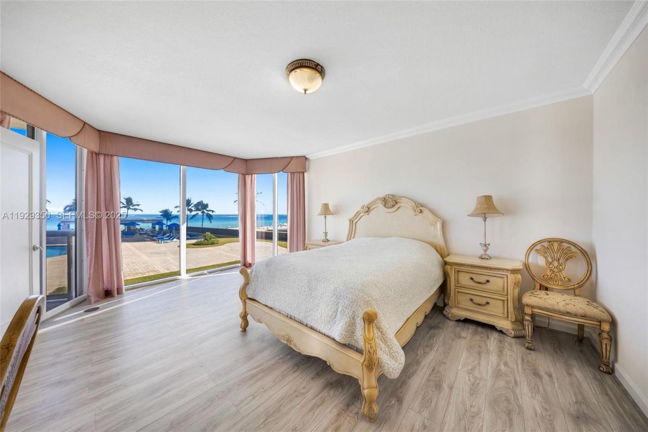 17555 Collins Ave, Unit 303, Sunny Isles Beach, FL 33160 Photo