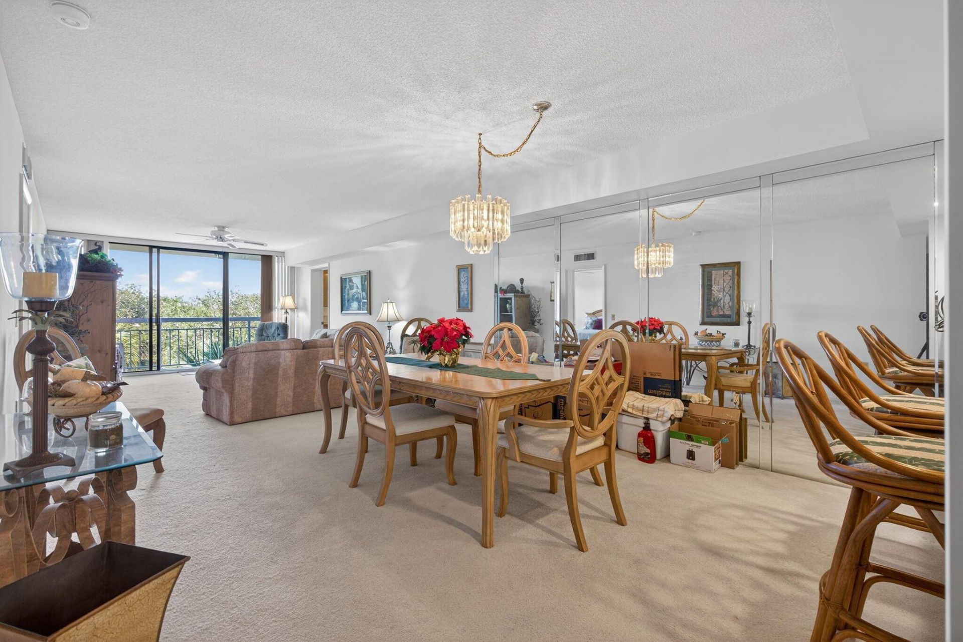 2581 Village Boulevard, Unit 401, West Palm Beach, FL 33409 Photo