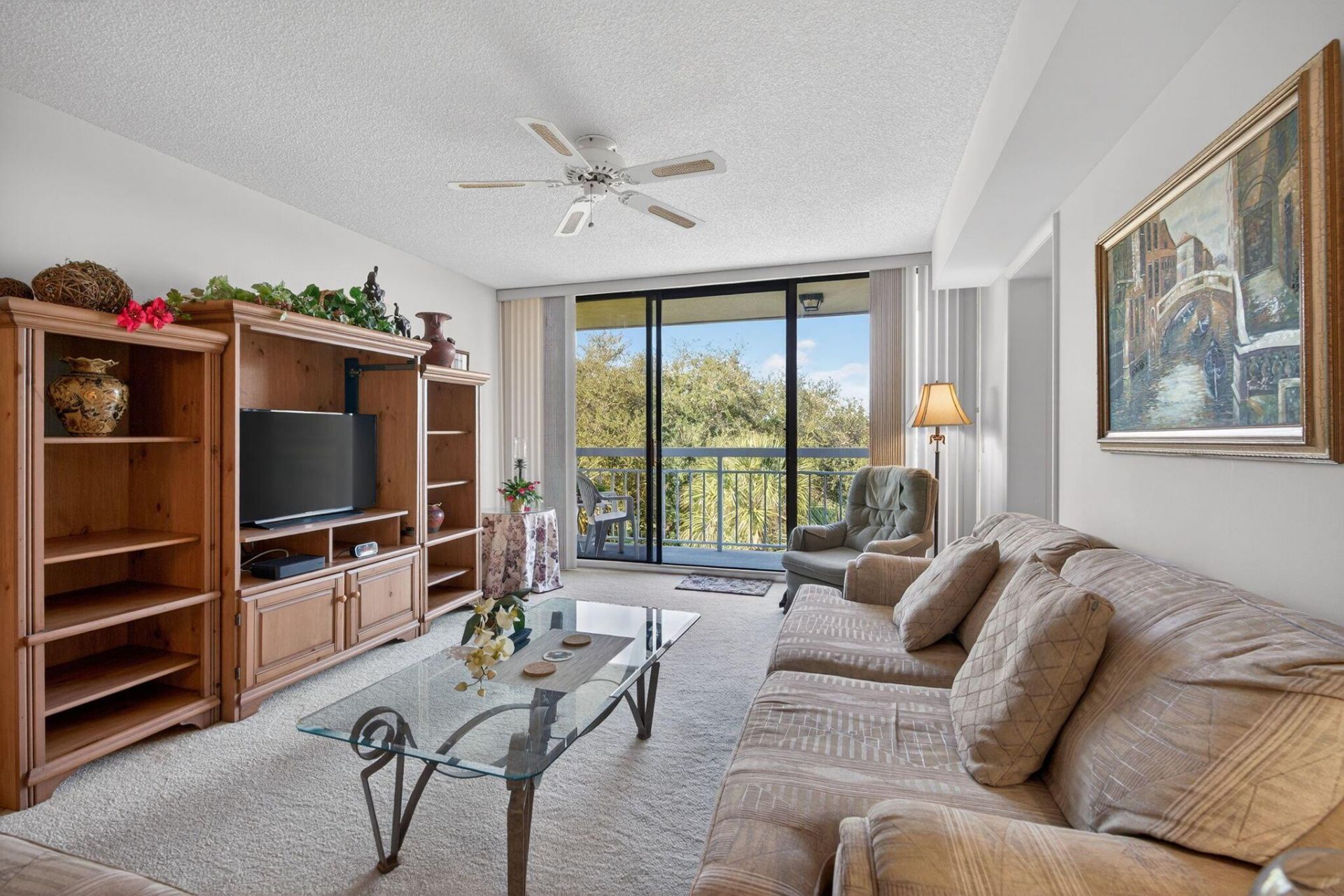 2581 Village Boulevard, Unit 401, West Palm Beach, FL 33409 Photo