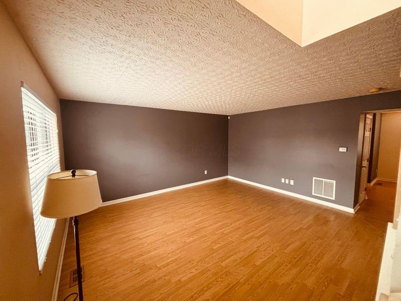 2967 Brookmont Court , Hilliard, OH 43026 Photo 4