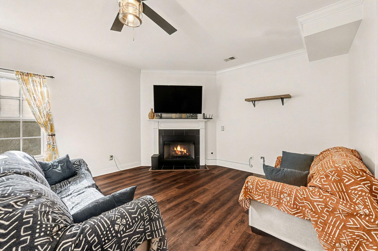 4106 Babbitt Street Photo 5