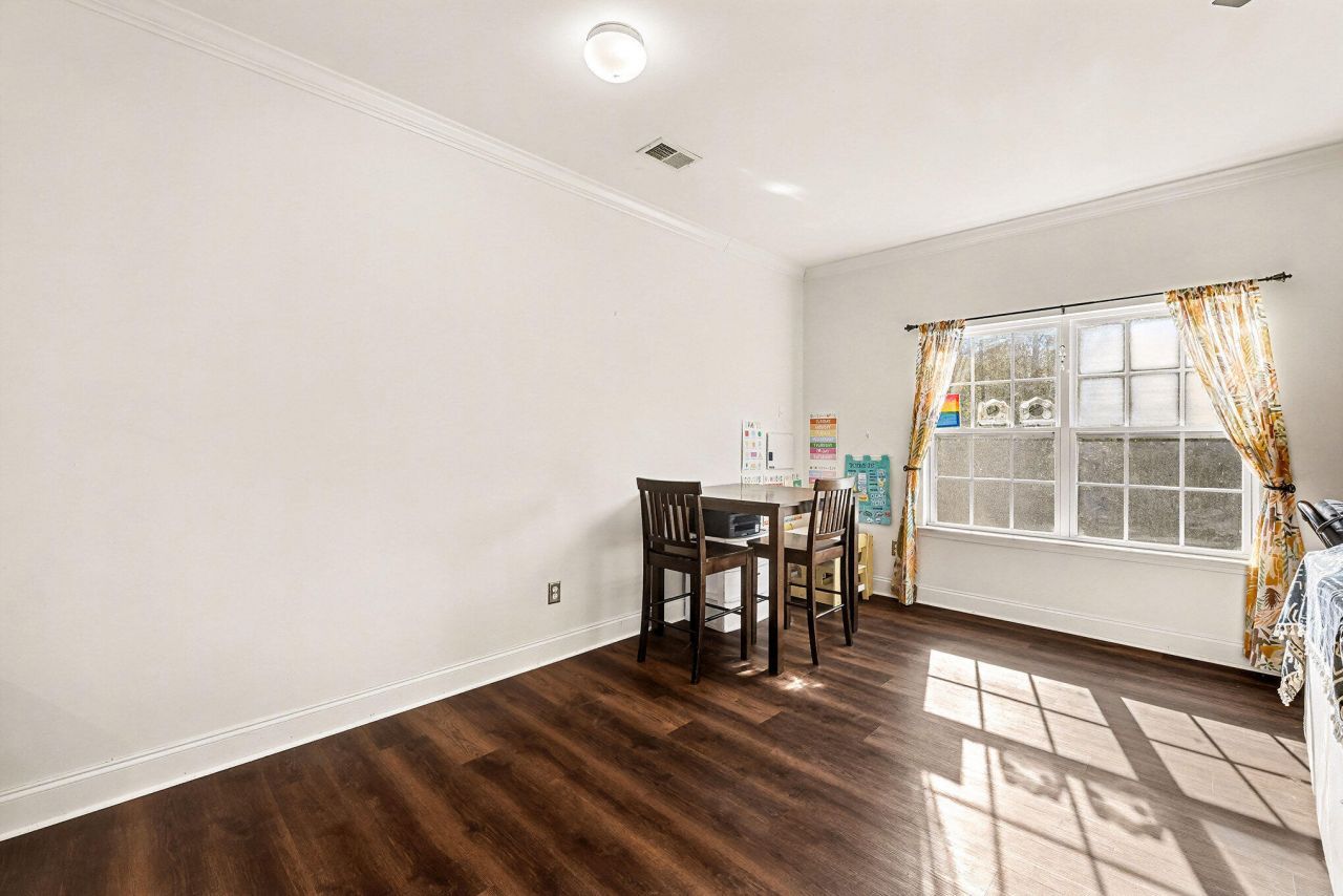 4106 Babbitt Street Photo 7