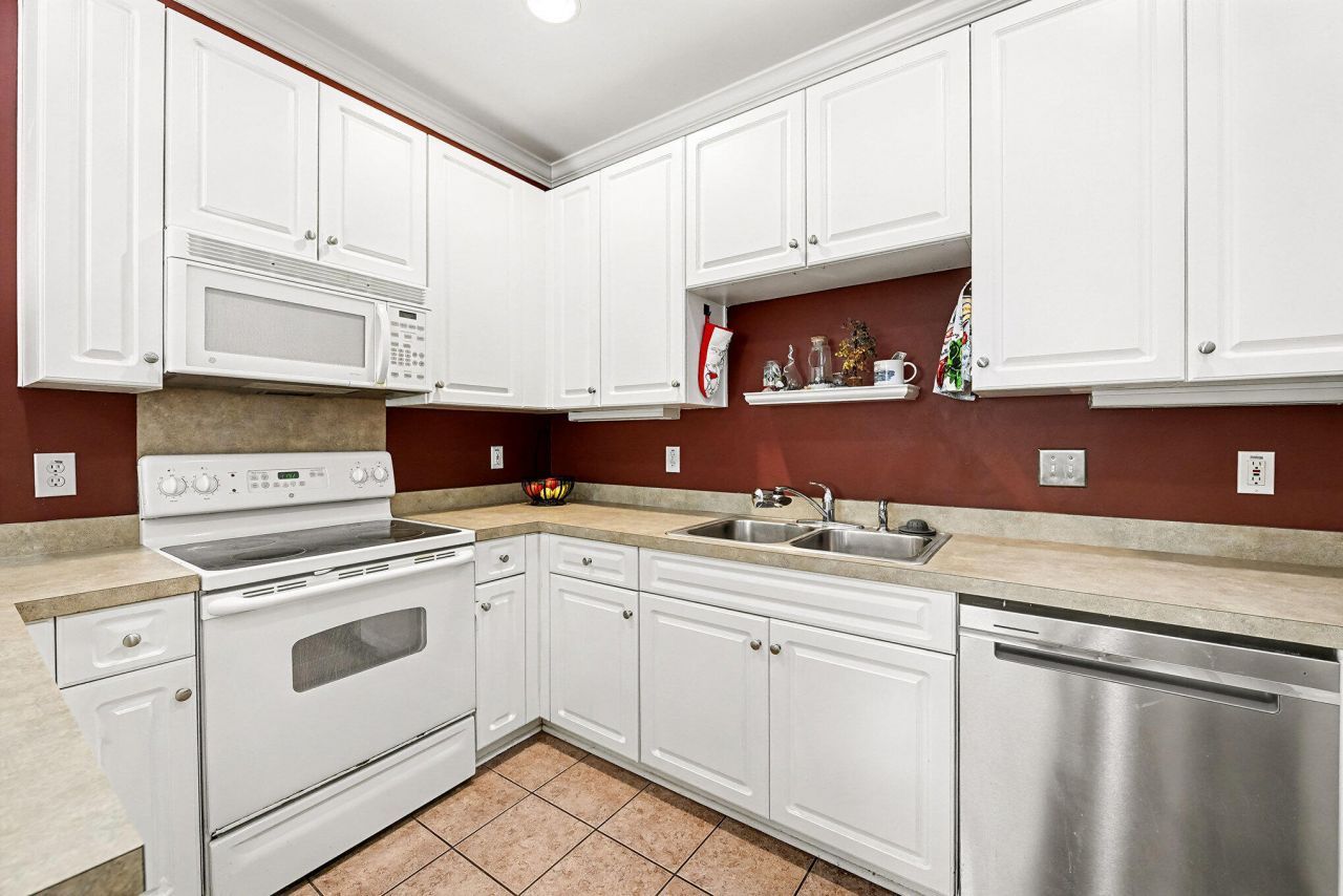 4106 Babbitt Street Photo 9