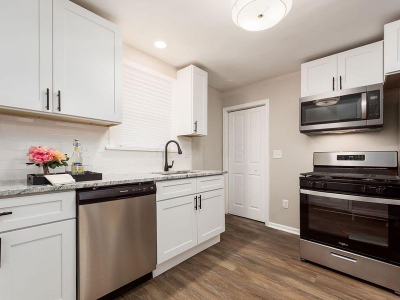 1554 E Maynard Avenue, Columbus, OH 43211 Photo 16