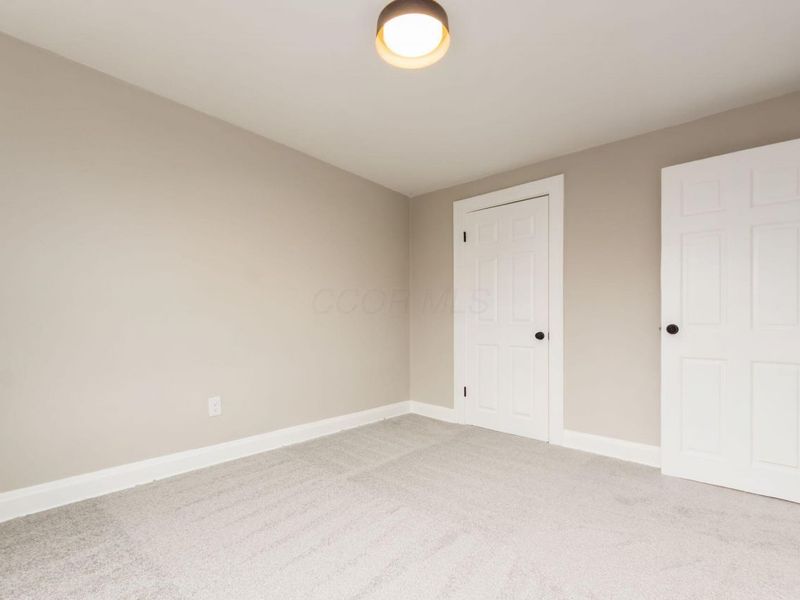 1554 E Maynard Avenue, Columbus, OH 43211 Photo 22