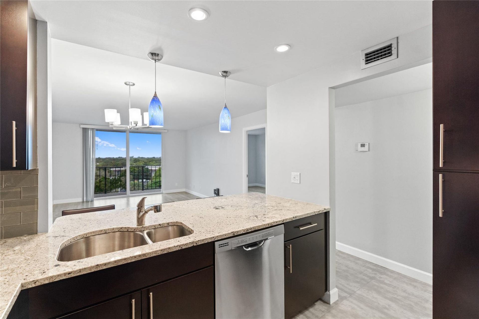 1800 N Andrews Avenue, Unit 7J, Fort Lauderdale, FL 33311 Photo