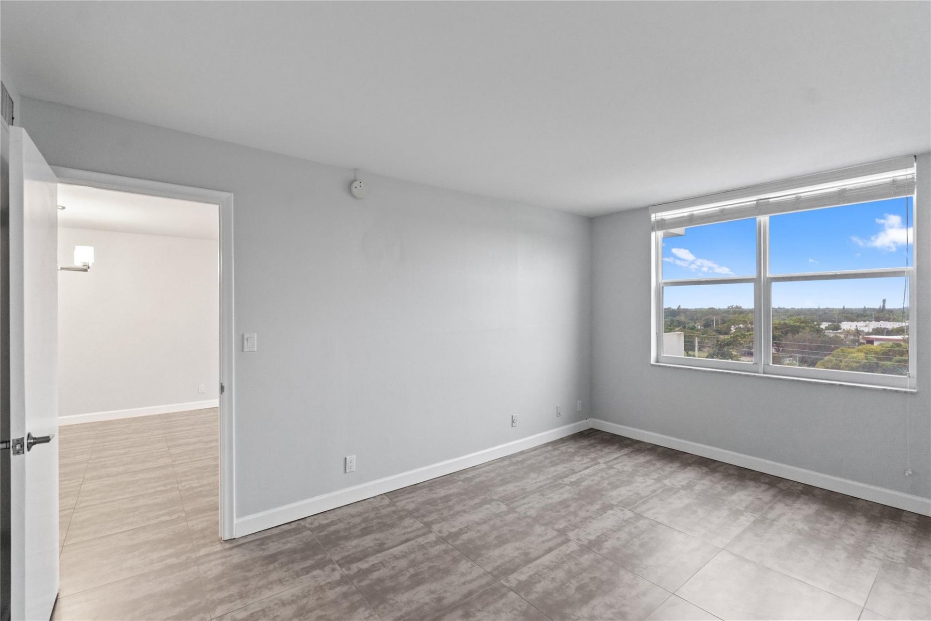 1800 N Andrews Avenue, Unit 7J, Fort Lauderdale, FL 33311 Photo