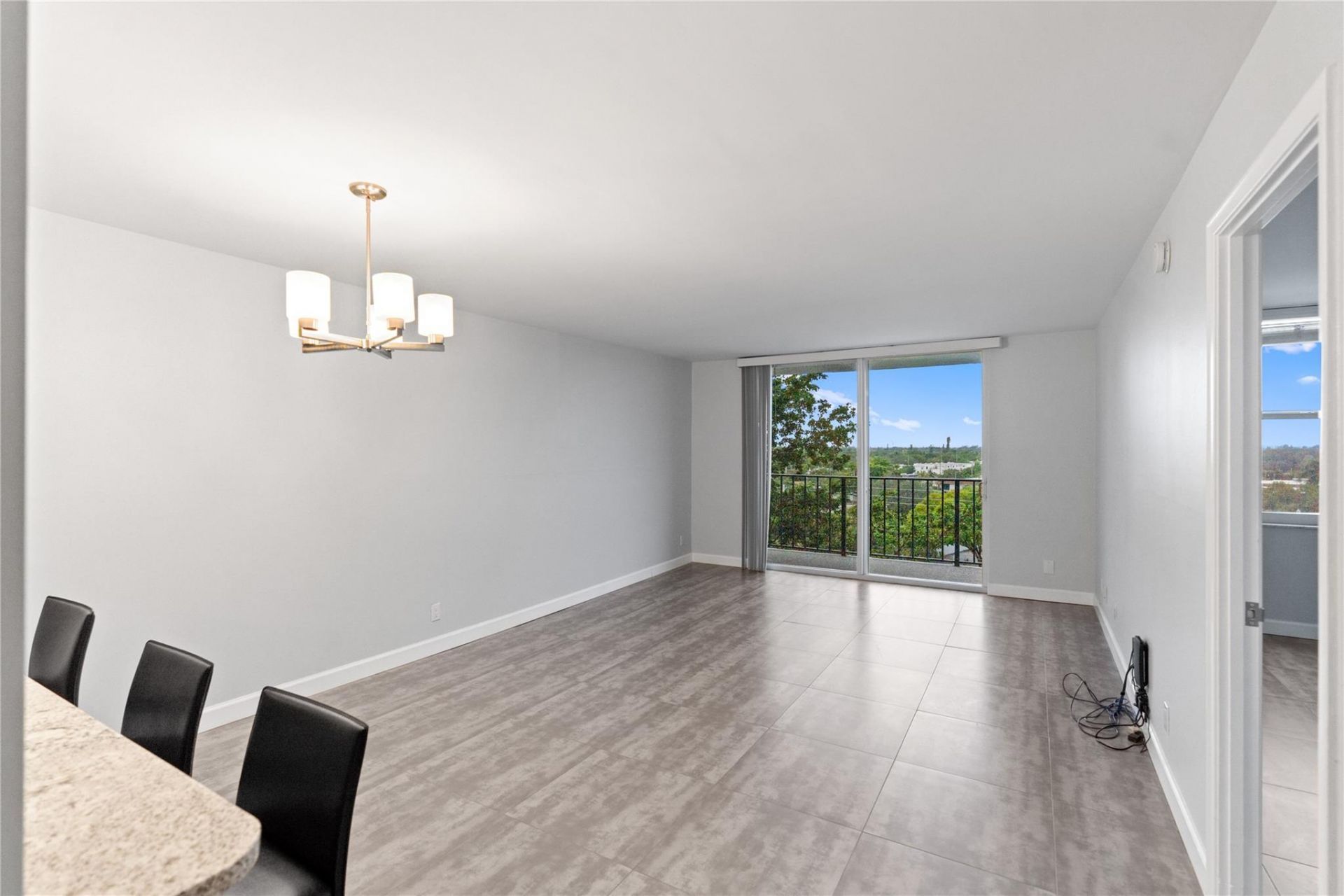 1800 N Andrews Avenue, Unit 7J, Fort Lauderdale, FL 33311 Photo