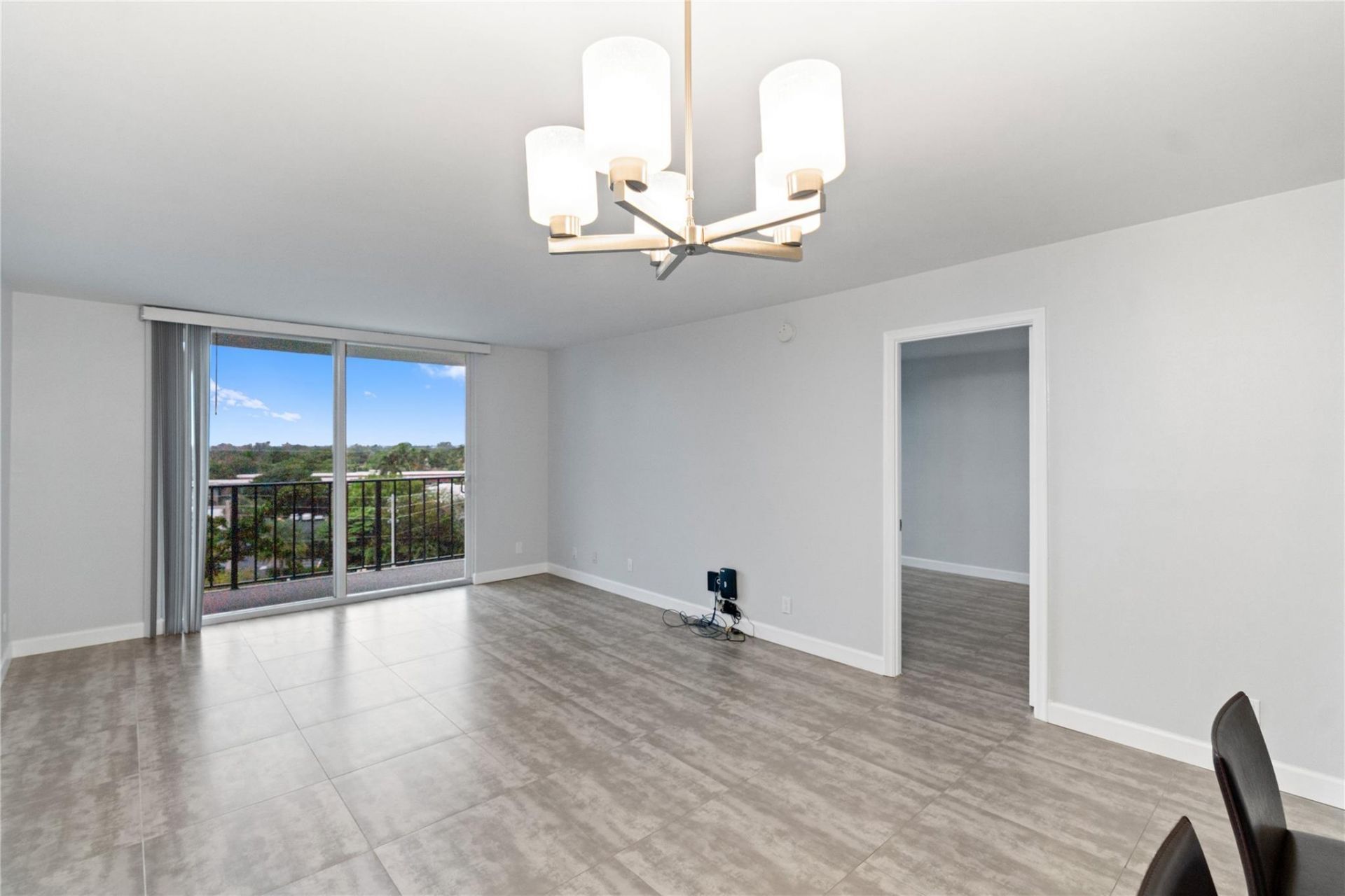 1800 N Andrews Avenue, Unit 7J, Fort Lauderdale, FL 33311 Photo