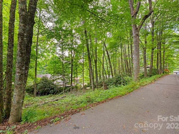 140 Pine View Road , Newland, NC 28657