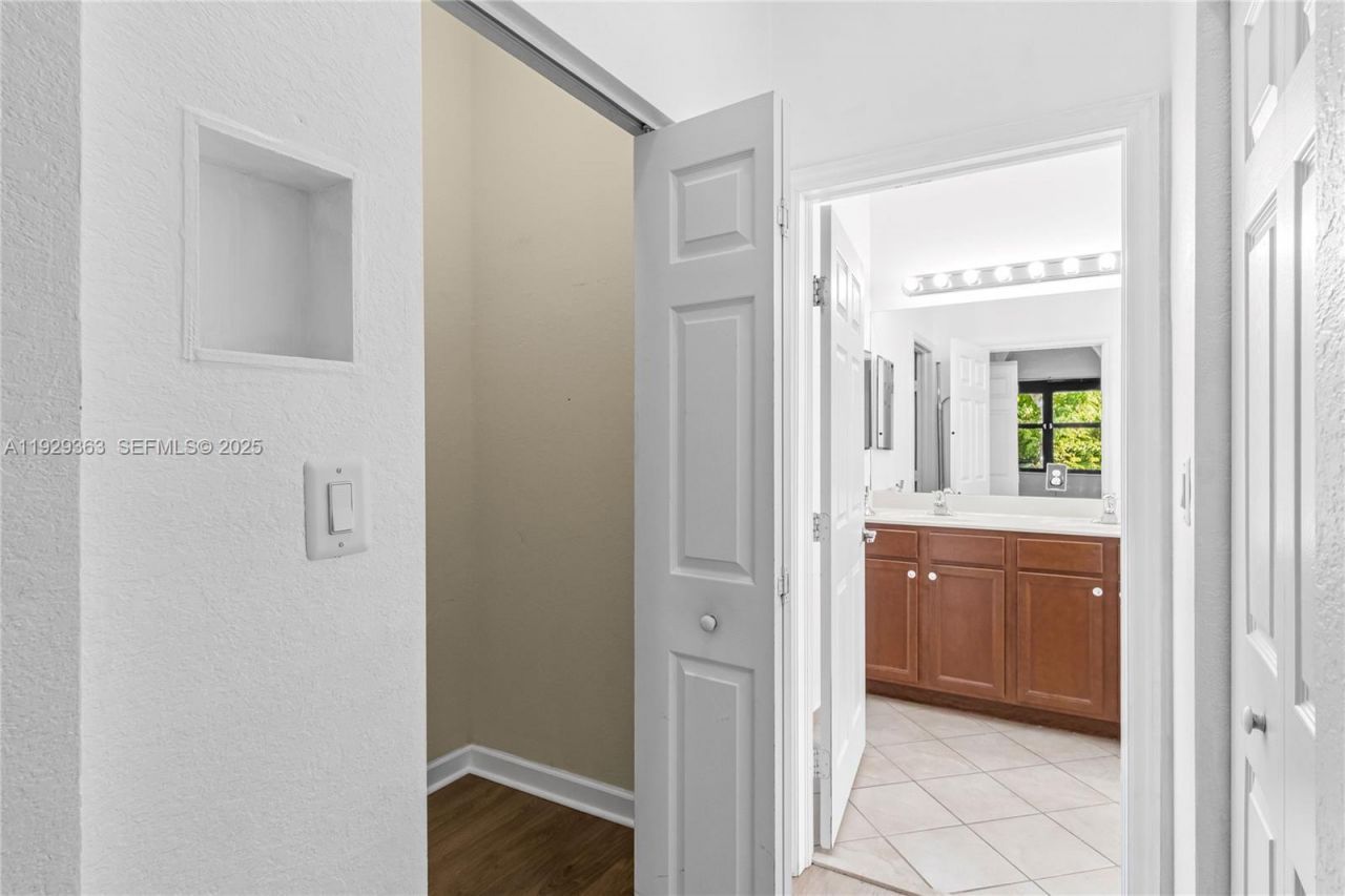 3560 W 88 St, Unit 3560, Hialeah, FL 33018 Photo