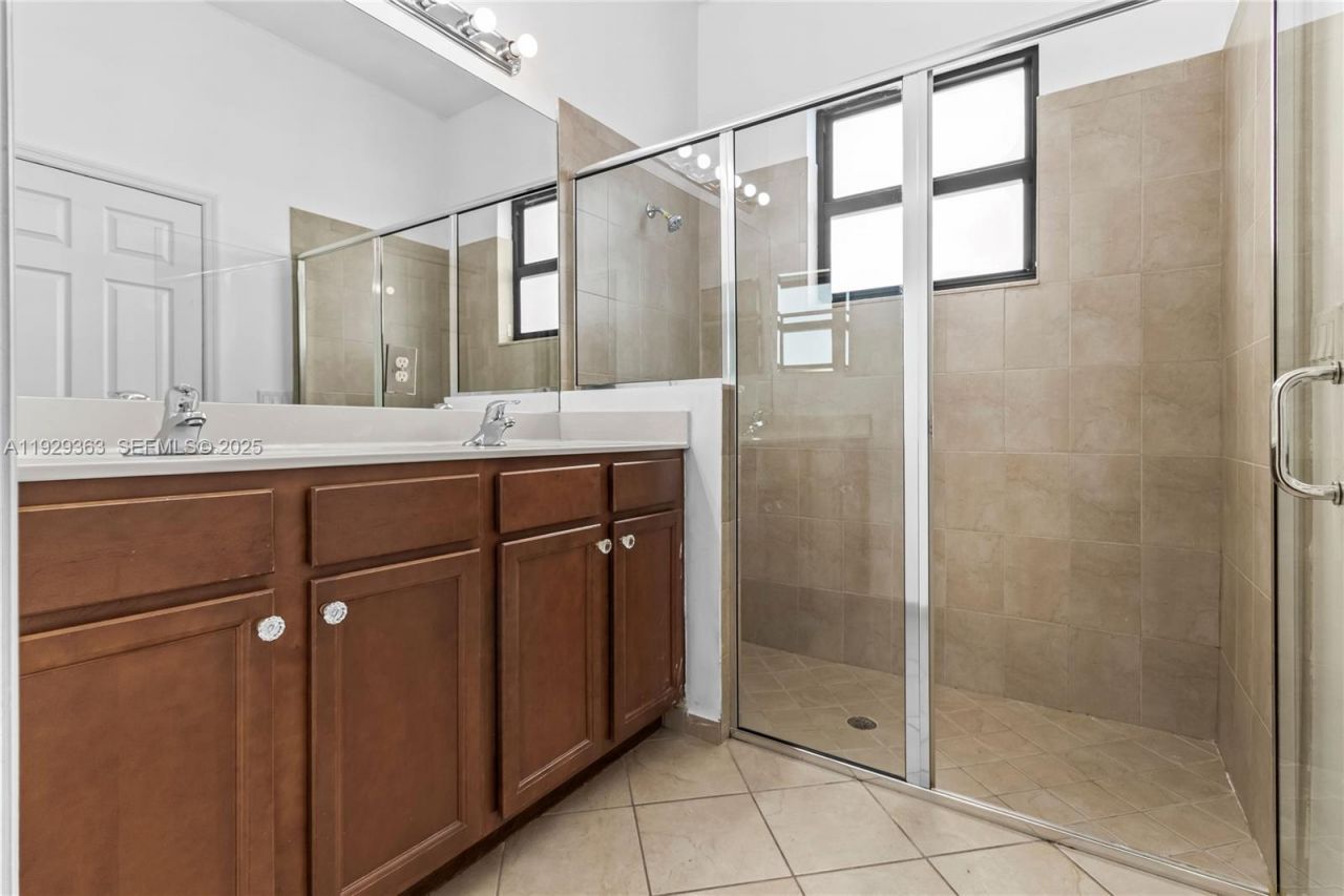 3560 W 88 St, Unit 3560, Hialeah, FL 33018 Photo