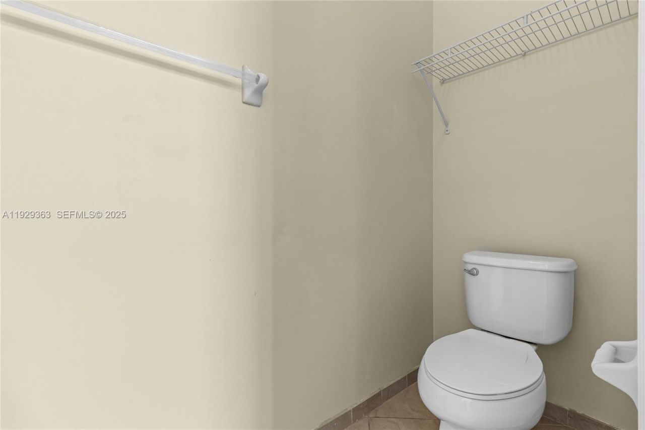 3560 W 88 St, Unit 3560, Hialeah, FL 33018 Photo