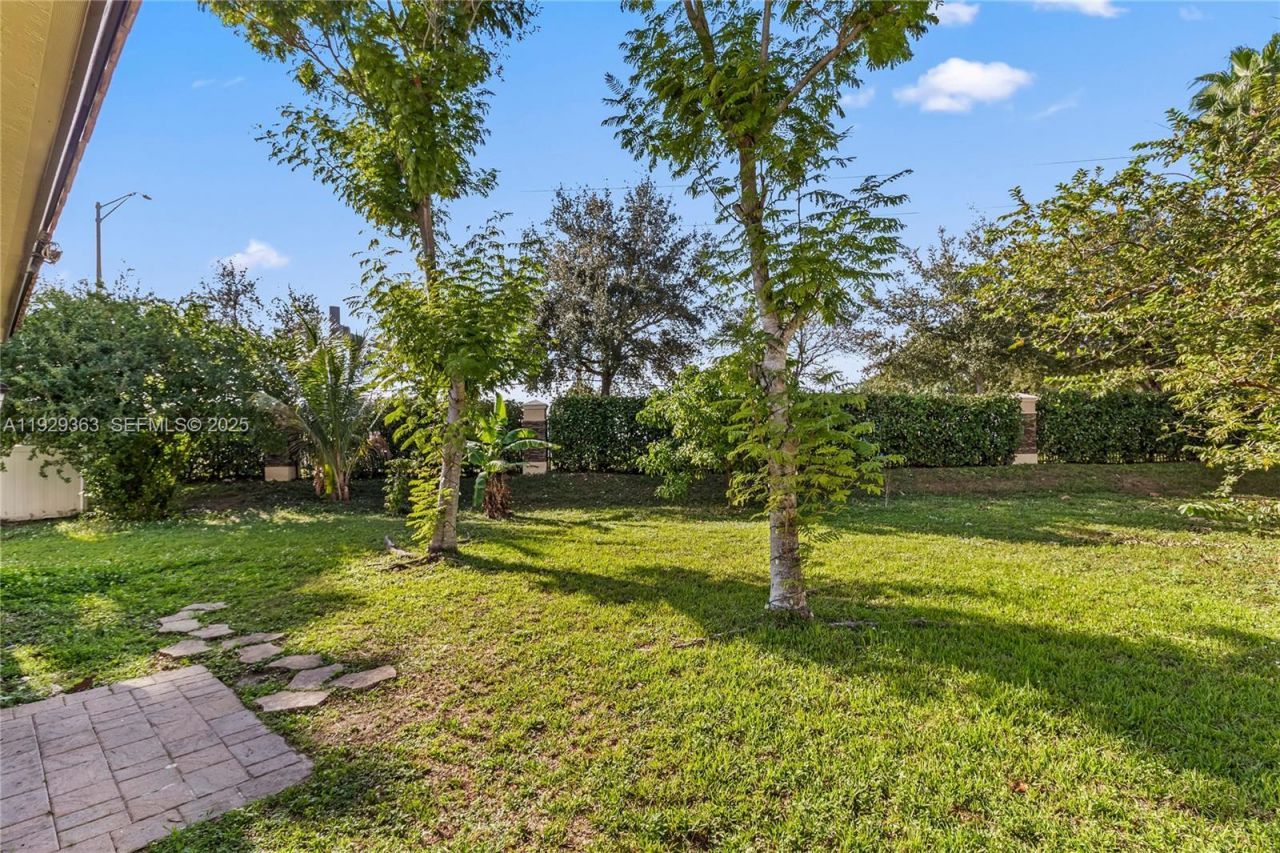 3560 W 88 St, Unit 3560, Hialeah, FL 33018 Photo