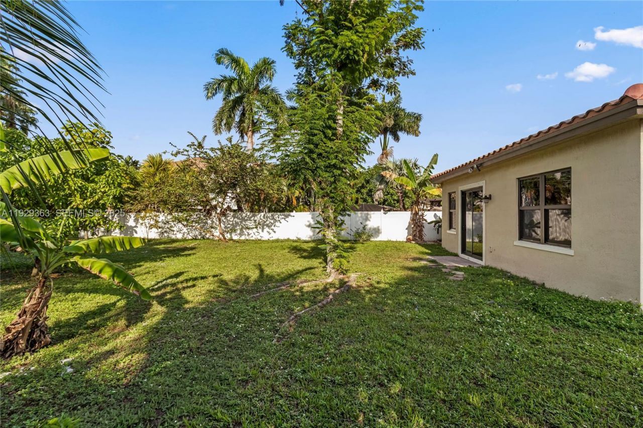 3560 W 88 St, Unit 3560, Hialeah, FL 33018 Photo