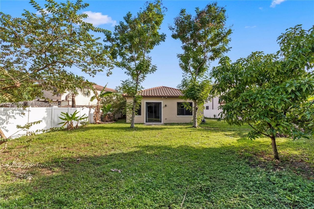 3560 W 88 St, Unit 3560, Hialeah, FL 33018 Photo