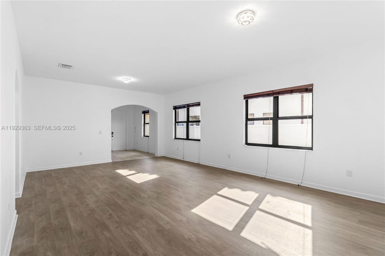 3560 W 88 St, Unit 3560, Hialeah, FL 33018 Photo