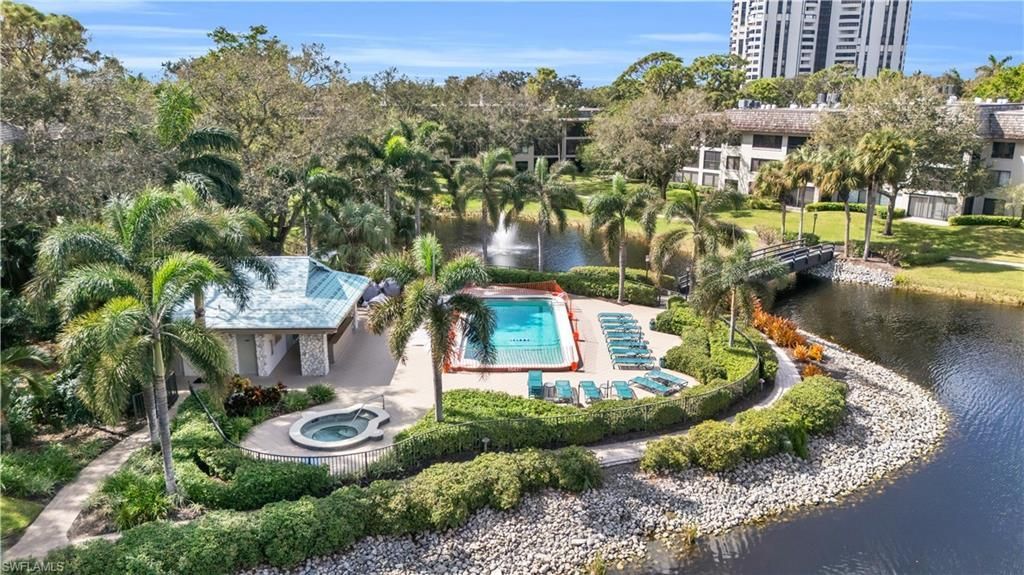 5964 Pelican Bay Blvd, Unit 415, Naples, FL 34108 Photo