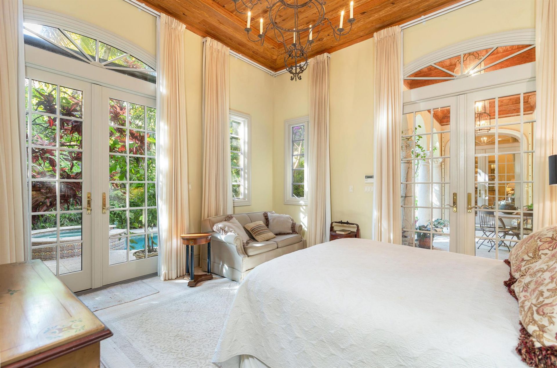 446 Brazilian Avenue, Palm Beach, FL 33480 Photo