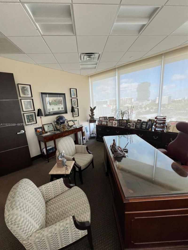 20900 NE 30 Th Ave, Aventura, FL 33180 Photo