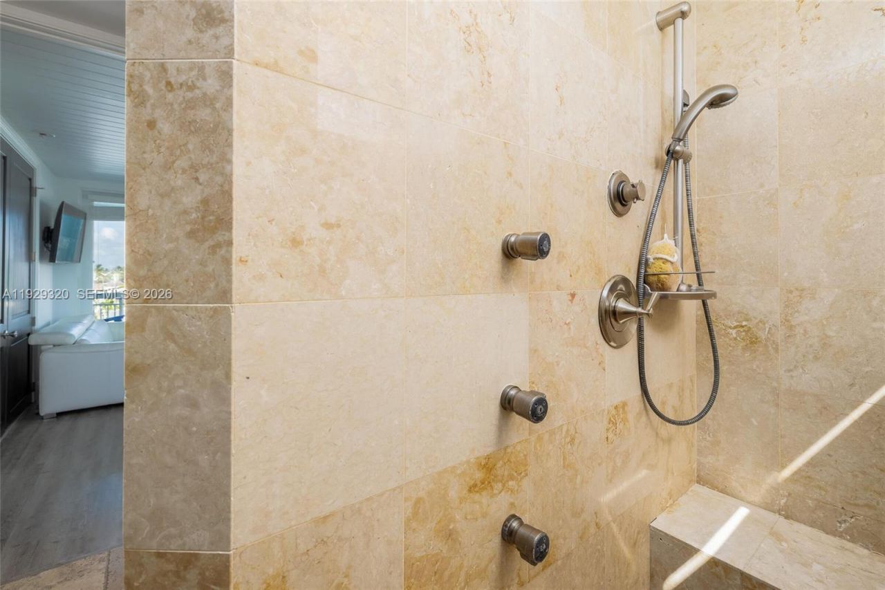 107 Hilson Ct, Key Largo, FL 33070 Photo