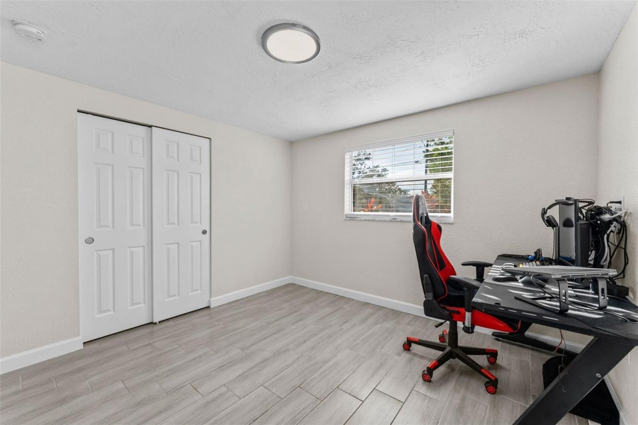 5501 Denver Street Ne, Saint Petersburg, FL 33703 Photo