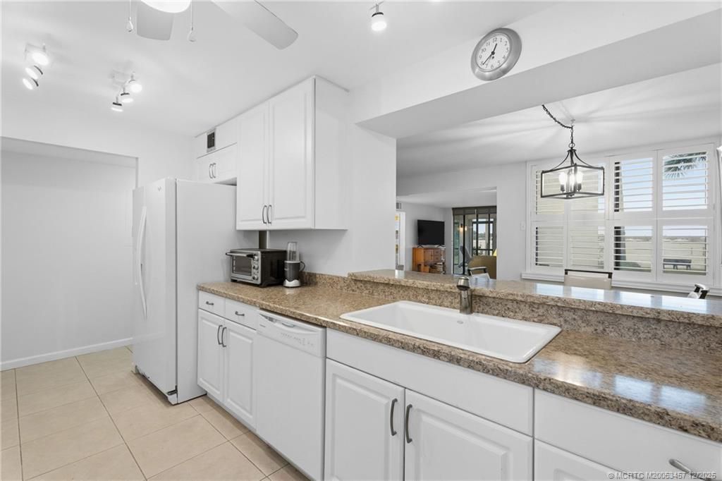 1950 SW Palm City Road, Unit 8-107, Stuart, FL 34994 Photo