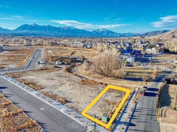 302 Confluence Road , Salida, CO 81201