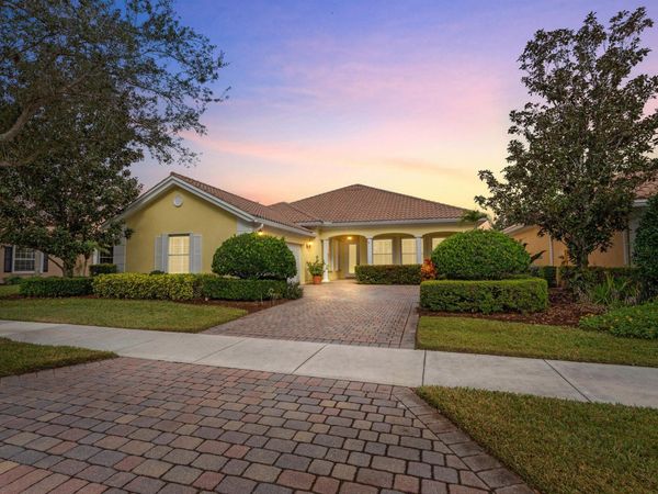 5422 Barbados Square, Vero Beach, FL 32967