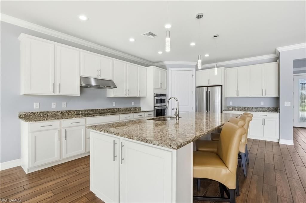 11701 Bowes Cir, Fort Myers, FL 33913 Photo