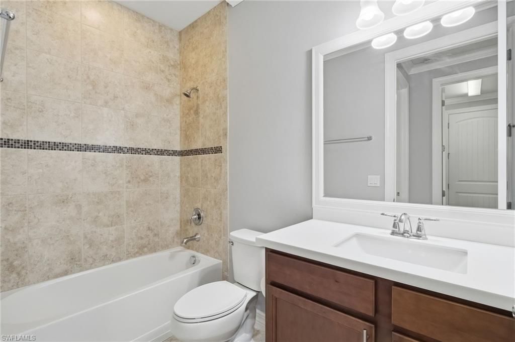 11701 Bowes Cir, Fort Myers, FL 33913 Photo