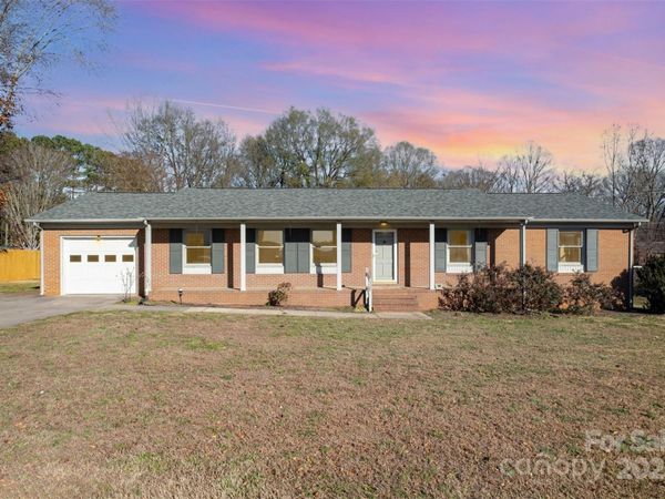 830 S Magnolia Street, Mooresville, NC 28115