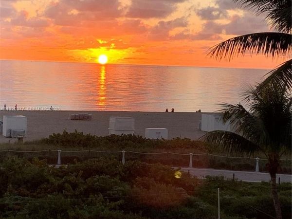 345 Ocean Dr, Unit 414, Miami Beach, FL 33139