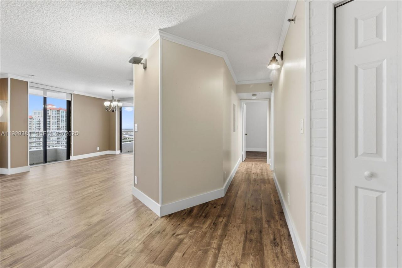 3300 NE 192nd St, Unit LP06, Aventura, FL 33180 Photo