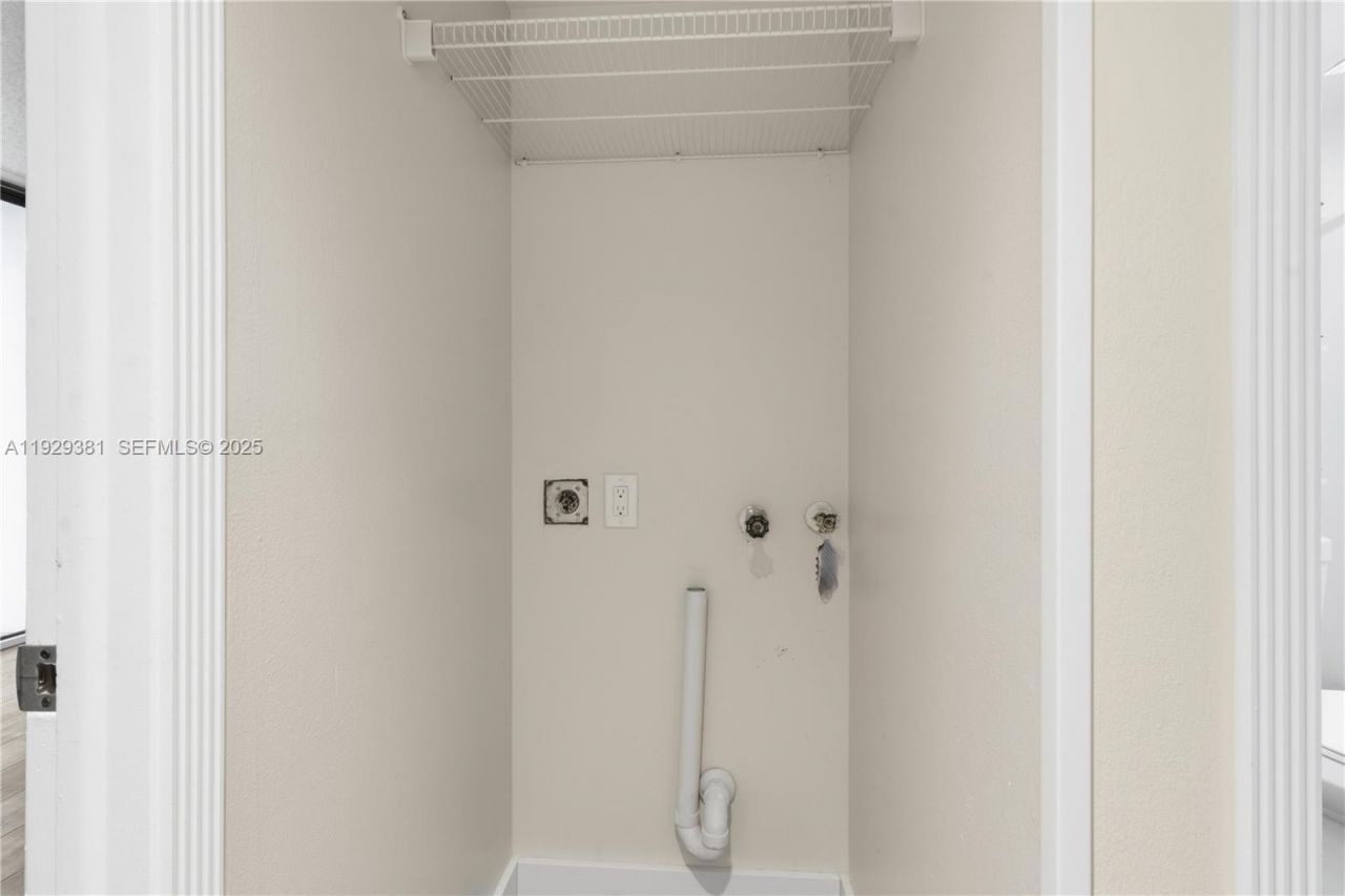 3300 NE 192nd St, Unit LP06, Aventura, FL 33180 Photo